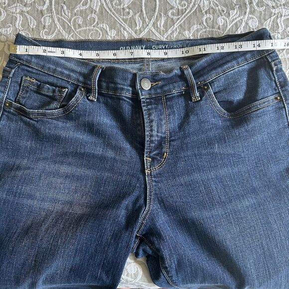 Old Navy Jeans Women 6 Short Blue Curvy Profile Mid Rise MediumWash Preppy Comfy - Picture 6 of 15